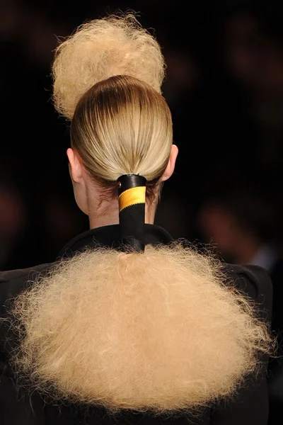Look 23